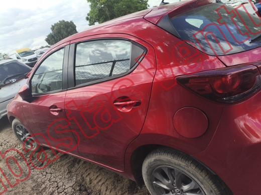 MAZDA MAZDA 2 2023, foto 8 de 19
