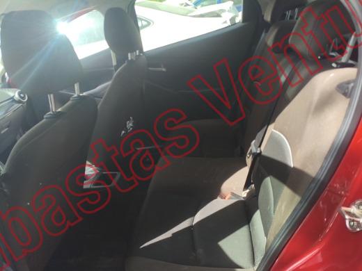 MAZDA MAZDA 2 2023, foto 16 de 19