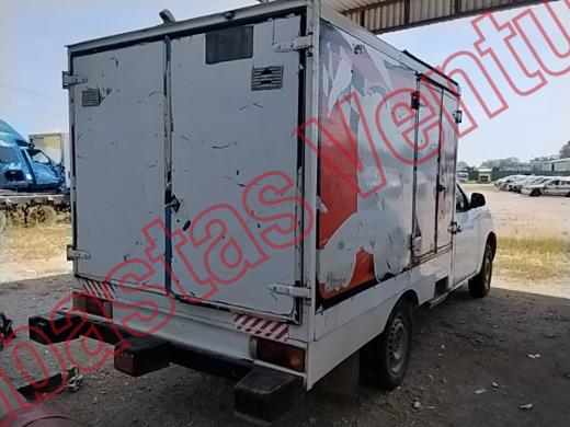 NISSAN NP 300 2017, foto 5 de 19