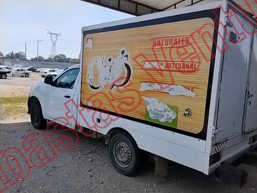 NISSAN NP 300 2017, foto 8 de 19
