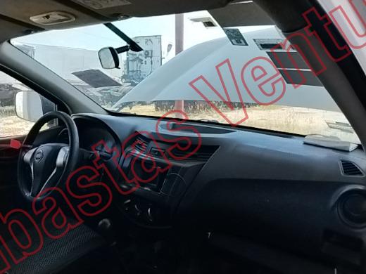 NISSAN NP 300 2017, foto 14 de 19