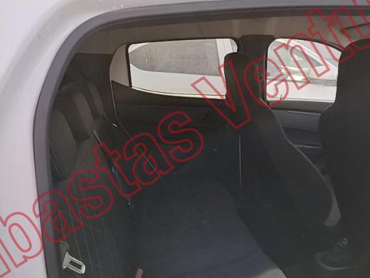 RENAULT KWID 2021, foto 13 de 19