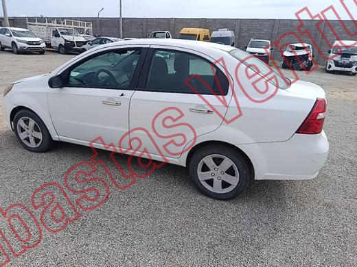 CHEVROLET AVEO 2017, foto 8 de 19