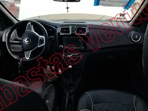 RENAULT LOGAN  2024, foto 14 de 19