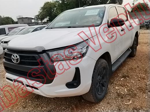 TOYOTA HILUX 2022, foto 1 de 19