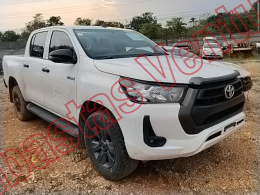 TOYOTA HILUX 2022, foto 3 de 19