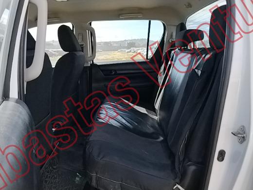 TOYOTA HILUX 2022, foto 16 de 19