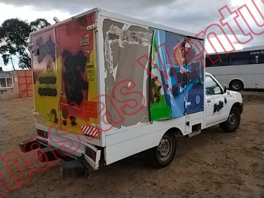 NISSAN NP 300 2014, foto 5 de 19