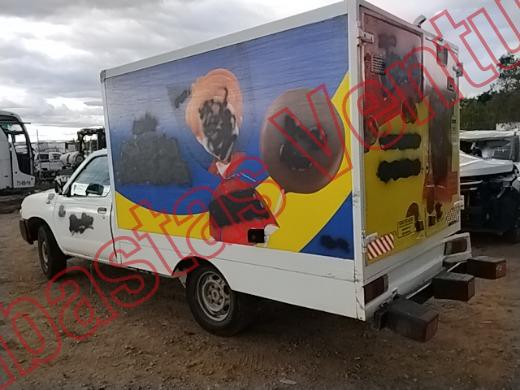 NISSAN NP 300 2014, foto 7 de 19