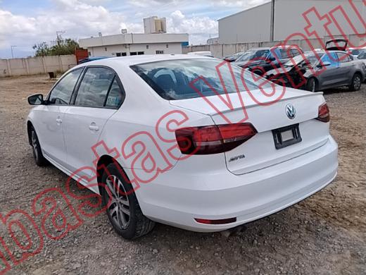 VOLKSWAGEN JETTA 2016, foto 7 de 19
