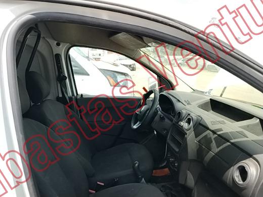RENAULT KANGOO 2022, foto 12 de 19