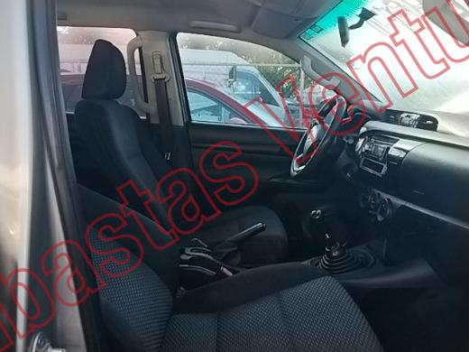TOYOTA HILUX 2020, foto 12 de 19