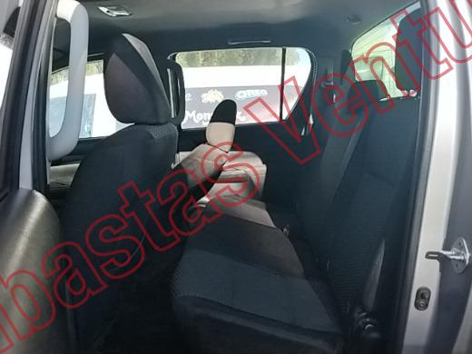 TOYOTA HILUX 2020, foto 16 de 19