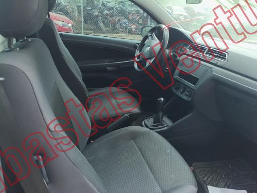 VOLKSWAGEN SAVEIRO 2023, foto 12 de 19