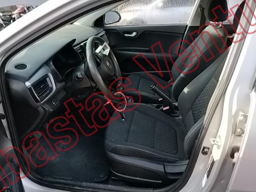 KIA NEW KIA RIO 2019, foto 17 de 19