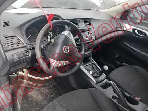 NISSAN SENTRA 2019, foto 14 de 19