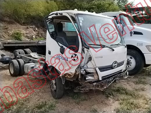 HINO SERIE 300 2020, foto 3 de 19