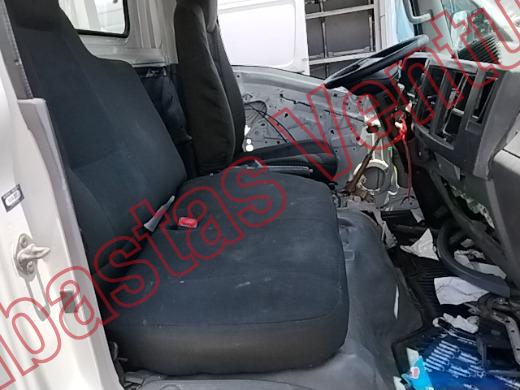 ISUZU ELF 2014, foto 12 de 19