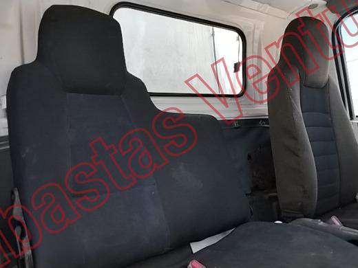 ISUZU ELF 2014, foto 13 de 19