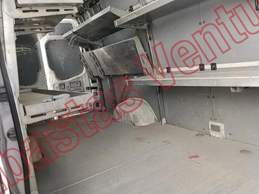 VOLKSWAGEN CRAFTER 2015, foto 13 de 19