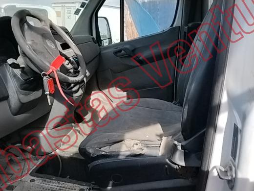 VOLKSWAGEN CRAFTER 2015, foto 17 de 19