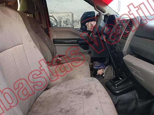 FORD F-350 2017, foto 12 de 19