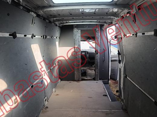 MERCEDES BENZ SPRINTER 2016, foto 15 de 19