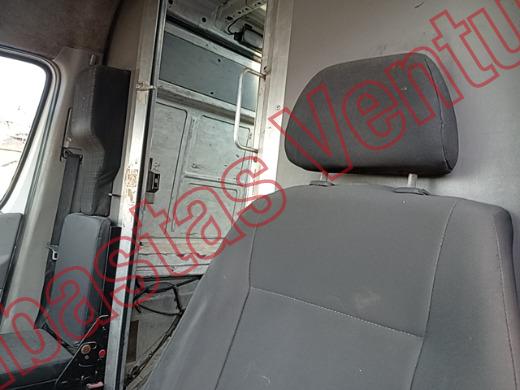 MERCEDES BENZ SPRINTER 2016, foto 16 de 19
