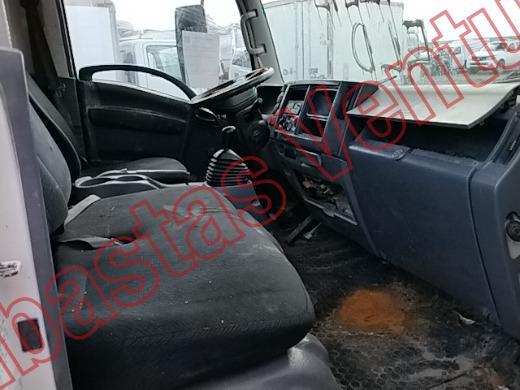 ISUZU ELF 400 2010, foto 13 de 19