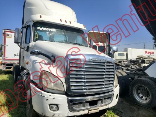FREIGHTLINDER CASCADIA 2015, foto 2 de 19