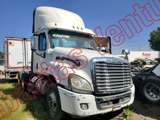 FREIGHTLINDER CASCADIA 2015, foto 3 de 19