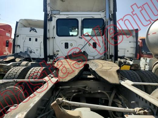 FREIGHTLINDER CASCADIA 2015, foto 15 de 19