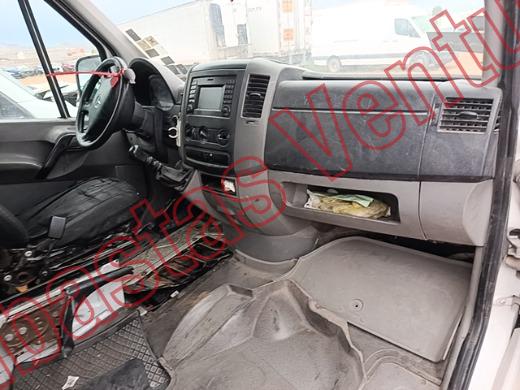 MERCEDES BENZ SPRINTER 2016, foto 14 de 19