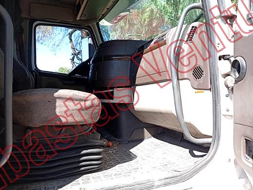VOLVO TRACTOCAMION 2014, foto 12 de 19