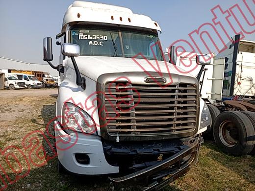 FREIGHTLINDER CASCADIA 2015, foto 2 de 19
