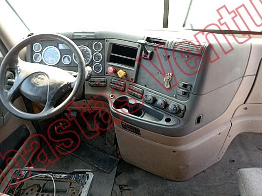 FREIGHTLINDER CASCADIA 2015, foto 14 de 19