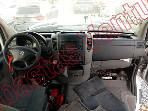 MERCEDES BENZ SPRINTER 2015, foto 14 de 19