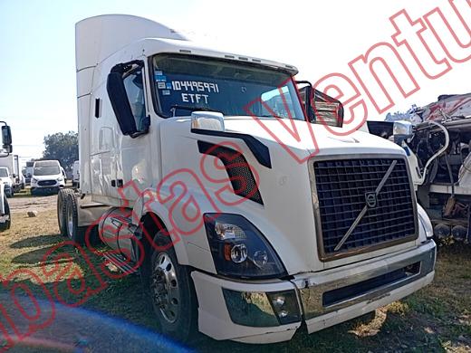 VOLVO TRACTOCAMION 2016, foto 3 de 19
