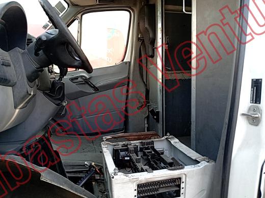 VOLKSWAGEN CRAFTER 2013, foto 16 de 19