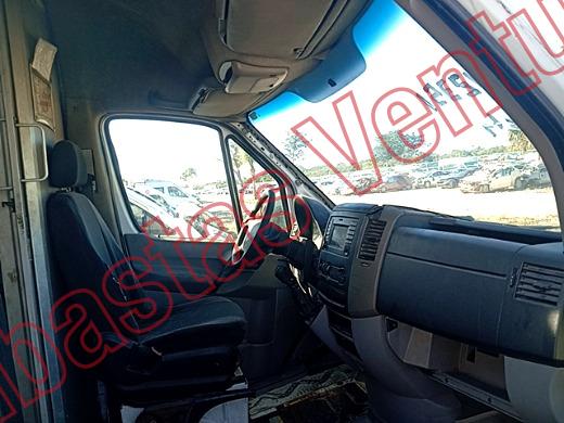MERCEDES BENZ SPRINTER 2015, foto 13 de 19
