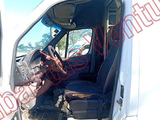 MERCEDES BENZ SPRINTER 2015, foto 17 de 19