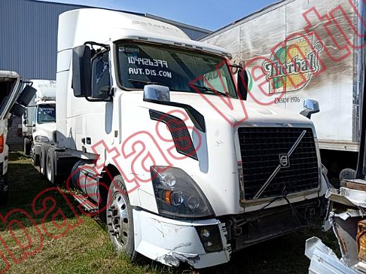VOLVO TRACTOCAMION 2015, foto 3 de 19