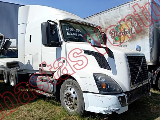 VOLVO TRACTOCAMION 2015, foto 4 de 19