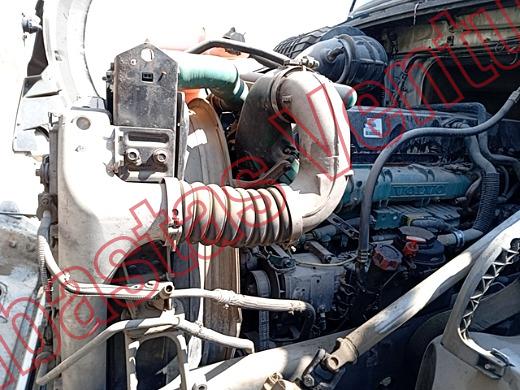 VOLVO TRACTOCAMION 2016, foto 10 de 19