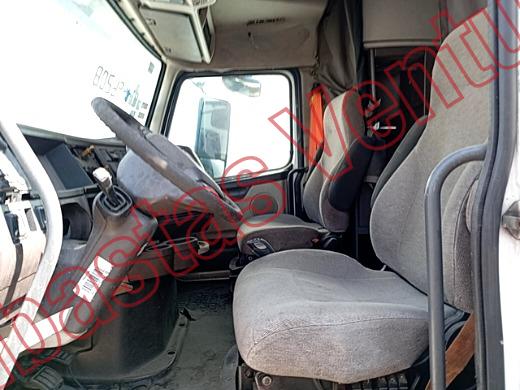 VOLVO TRACTOCAMION 2016, foto 17 de 19