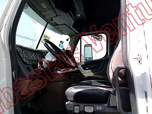 FREIGHTLINDER CASCADIA 2015, foto 17 de 19