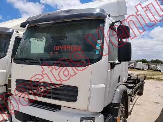 VOLVO TRACTOCAMION 2008, foto 1 de 19