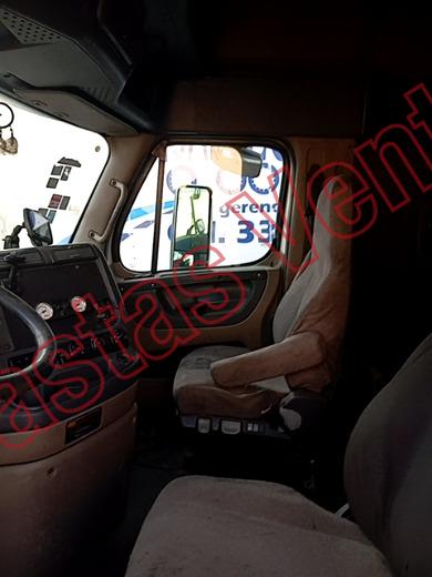 FREIGHTLINDER CASCADIA 2016, foto 17 de 19