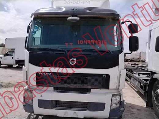 VOLVO TRACTOCAMION 2011, foto 2 de 19