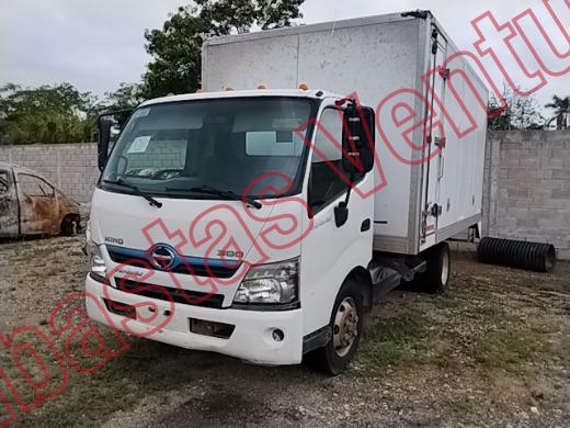 HINO SERIE 300 2020, foto 1 de 19